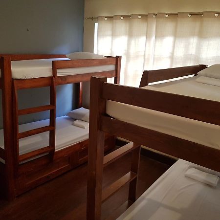 Kamuning Transient Hostel Кесон-Сіті Екстер'єр фото