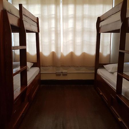 Kamuning Transient Hostel Кесон-Сіті Екстер'єр фото