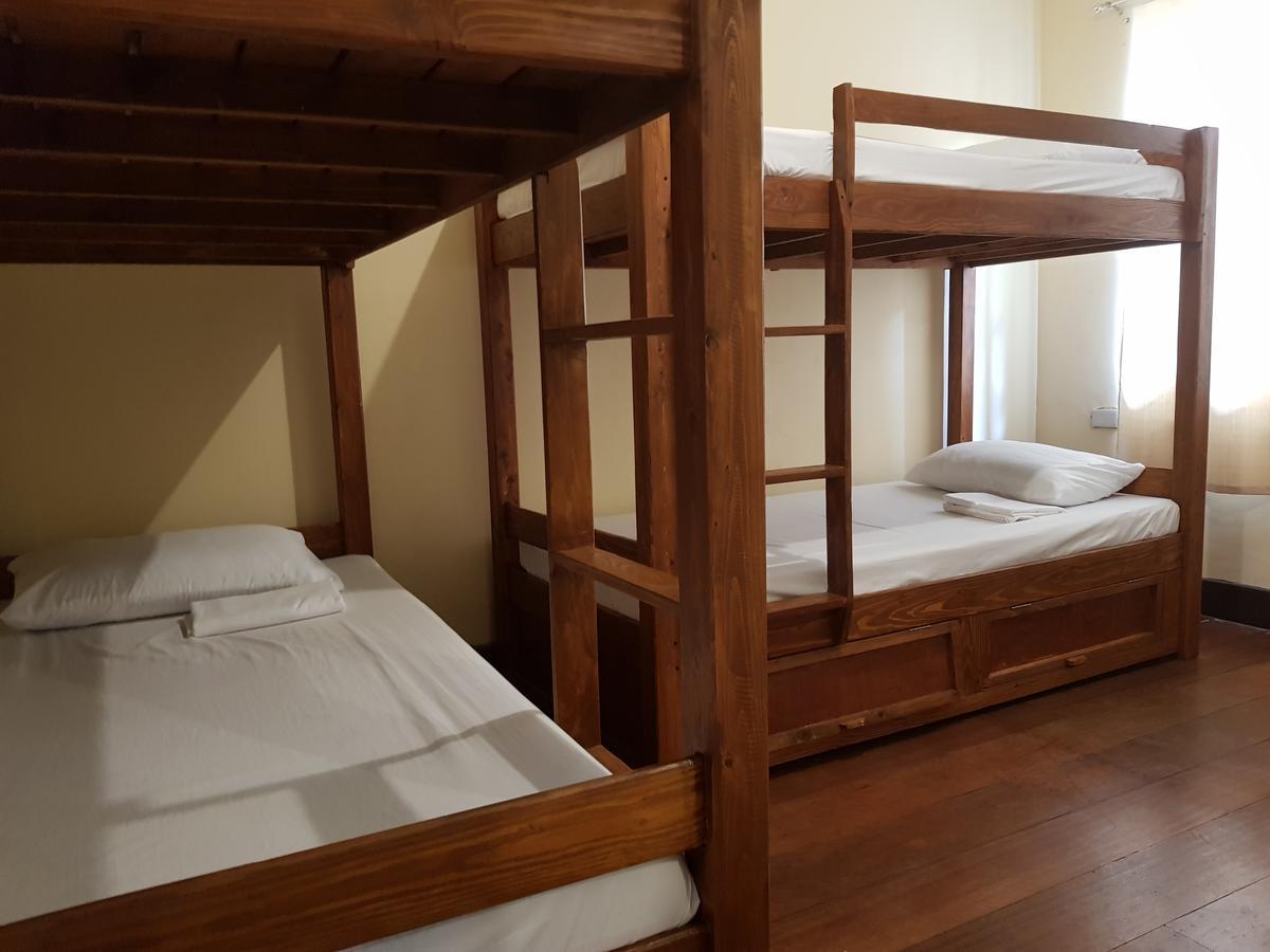 Kamuning Transient Hostel Кесон-Сіті Екстер'єр фото
