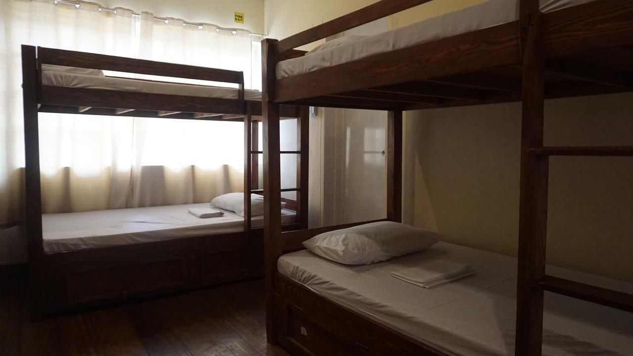 Kamuning Transient Hostel Кесон-Сіті Екстер'єр фото